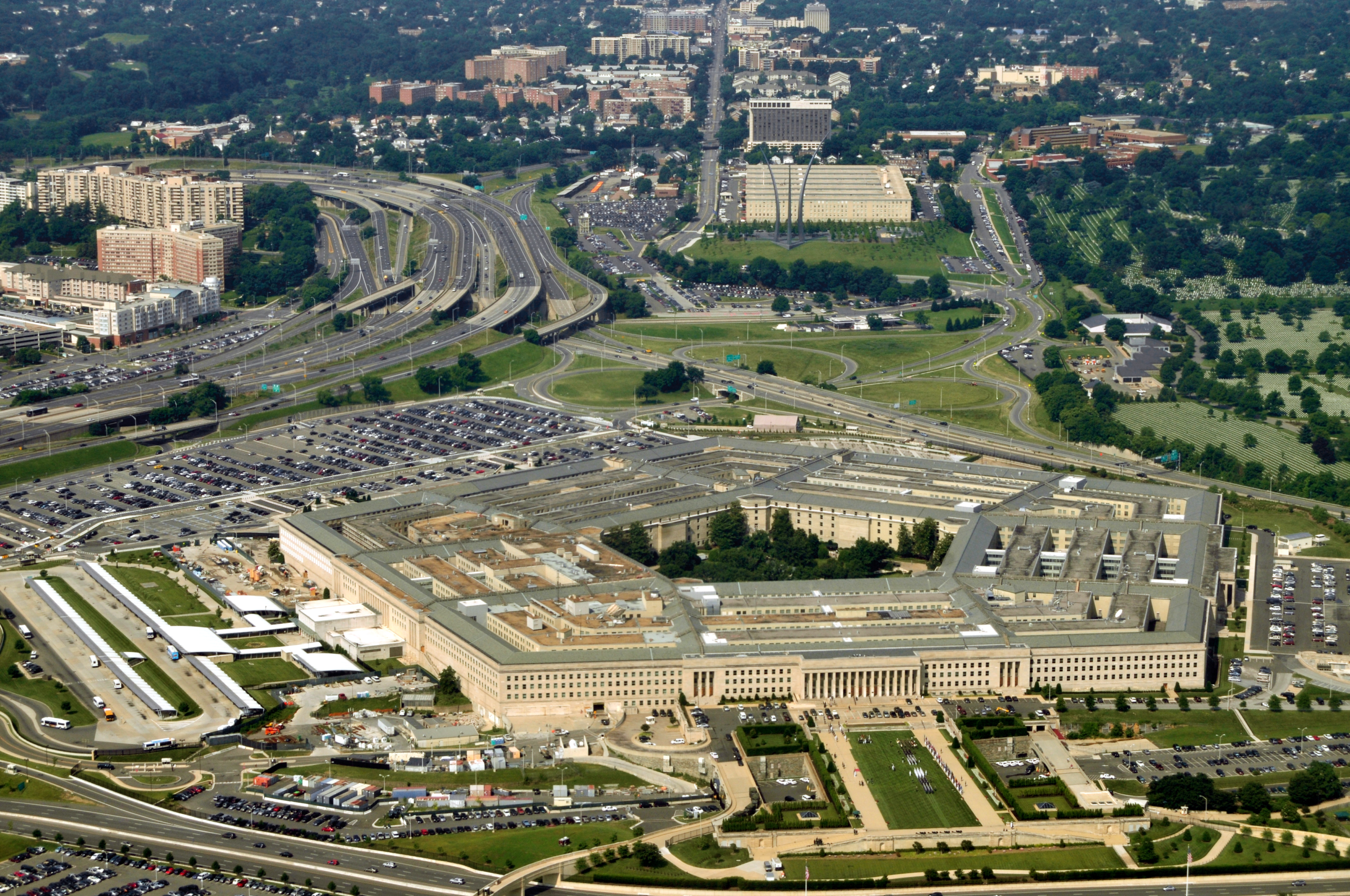 Pentagon’s $11B IT modernization struggles with cost overruns, delays, and cybersecurity gaps