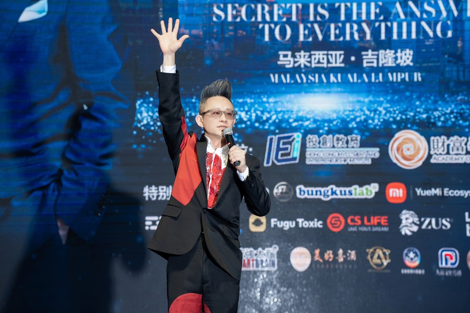 勵志人生:梁凱恩從抑鬰少年到演説家