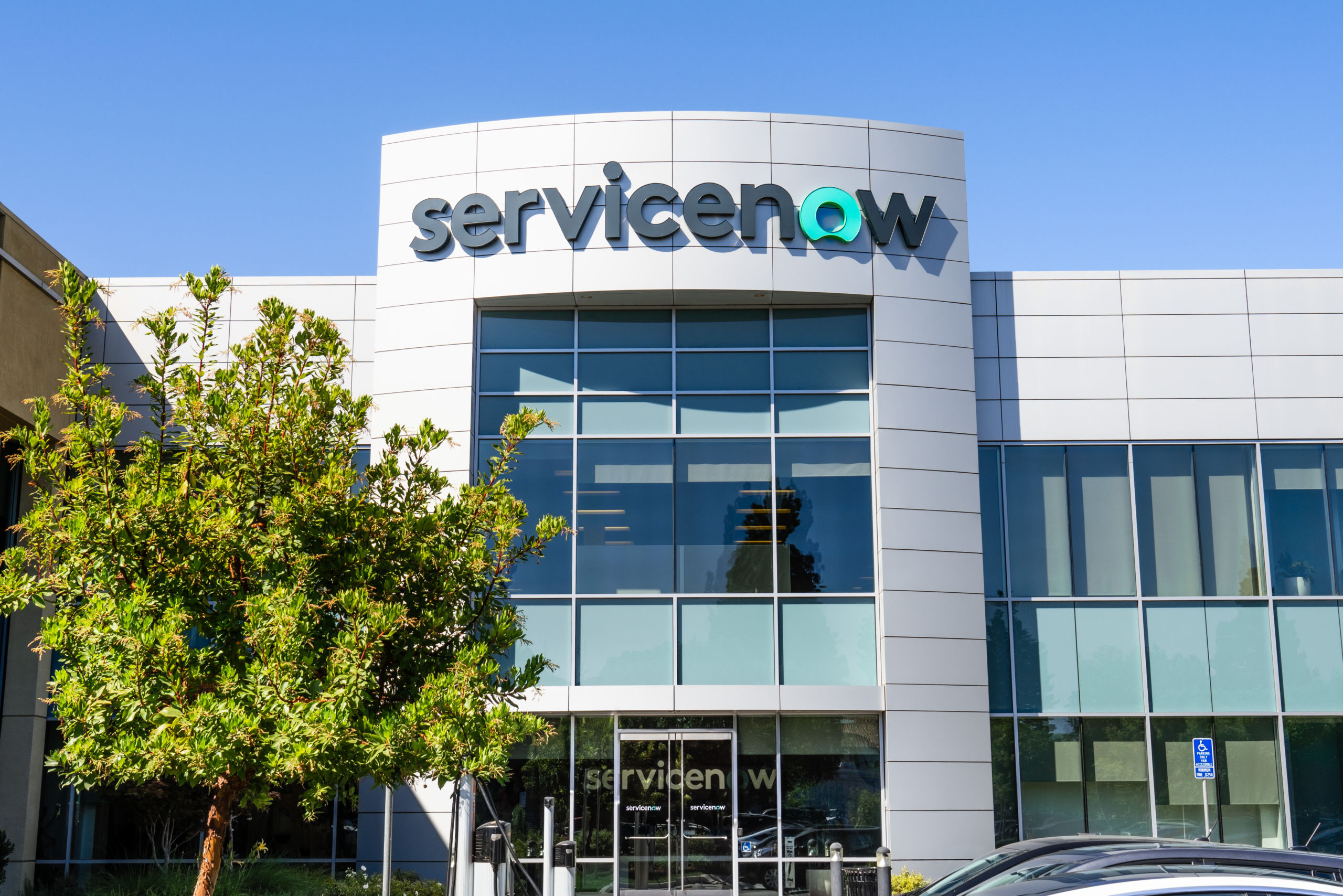 Warning to ServiceNow admins: Fix your access control lists now