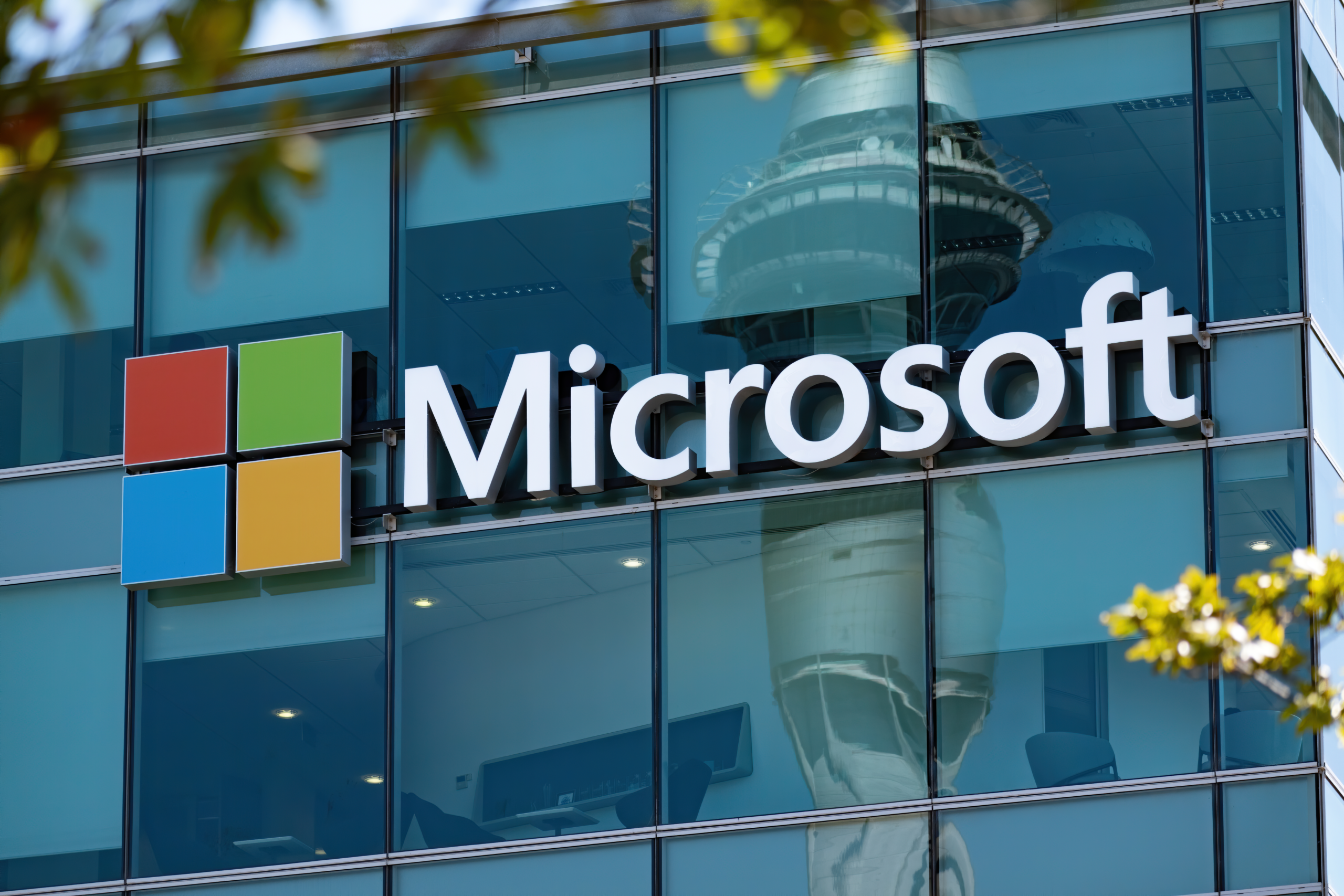 Microsoft Fabric to lose auto-generated semantic models