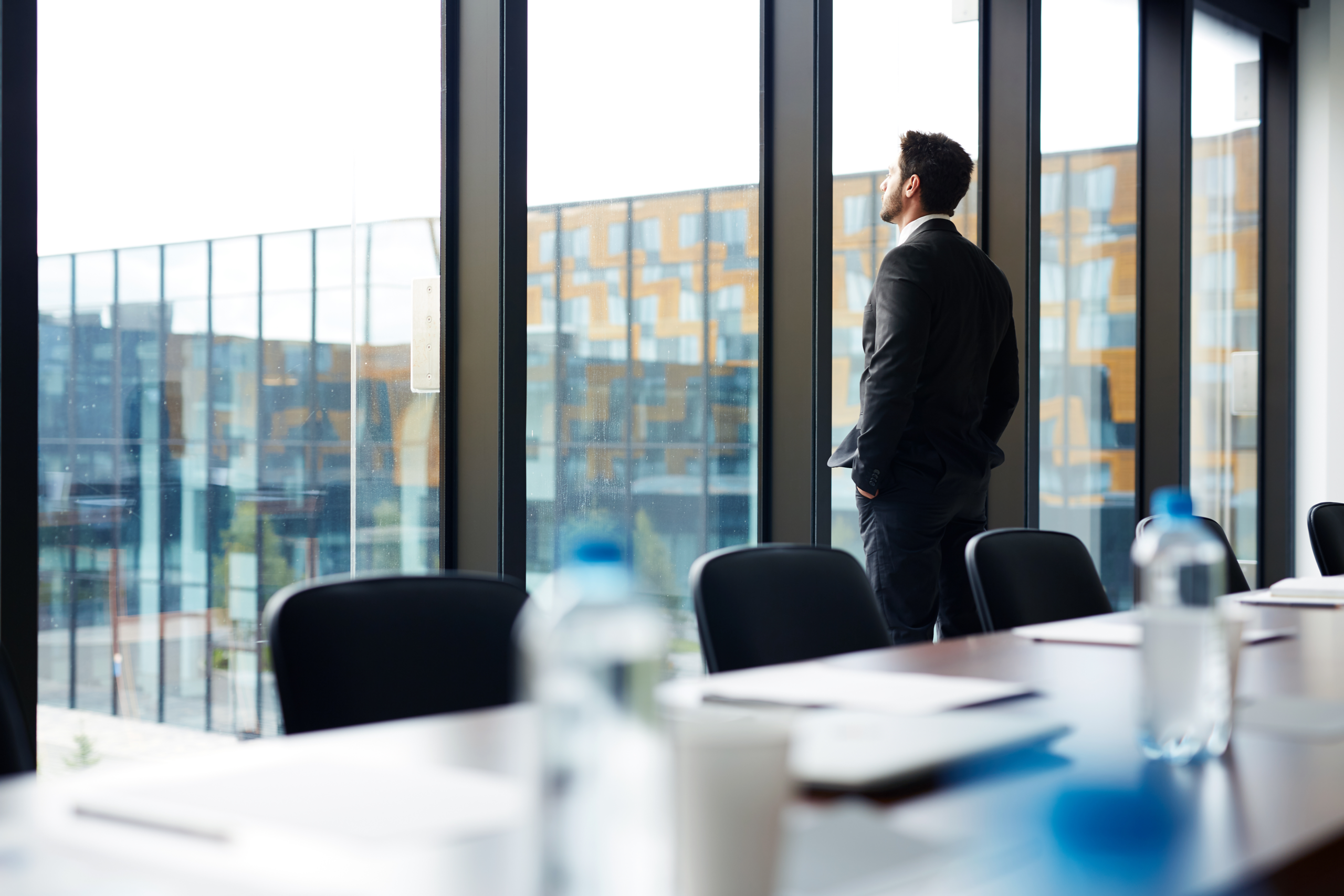 Intelligent business regeneration: A strategic guide to thriving in the AI era